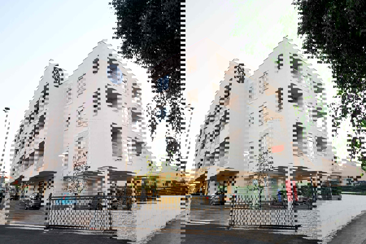 Arancini Residence jednosoban stan  56,84m2 - Vodice 