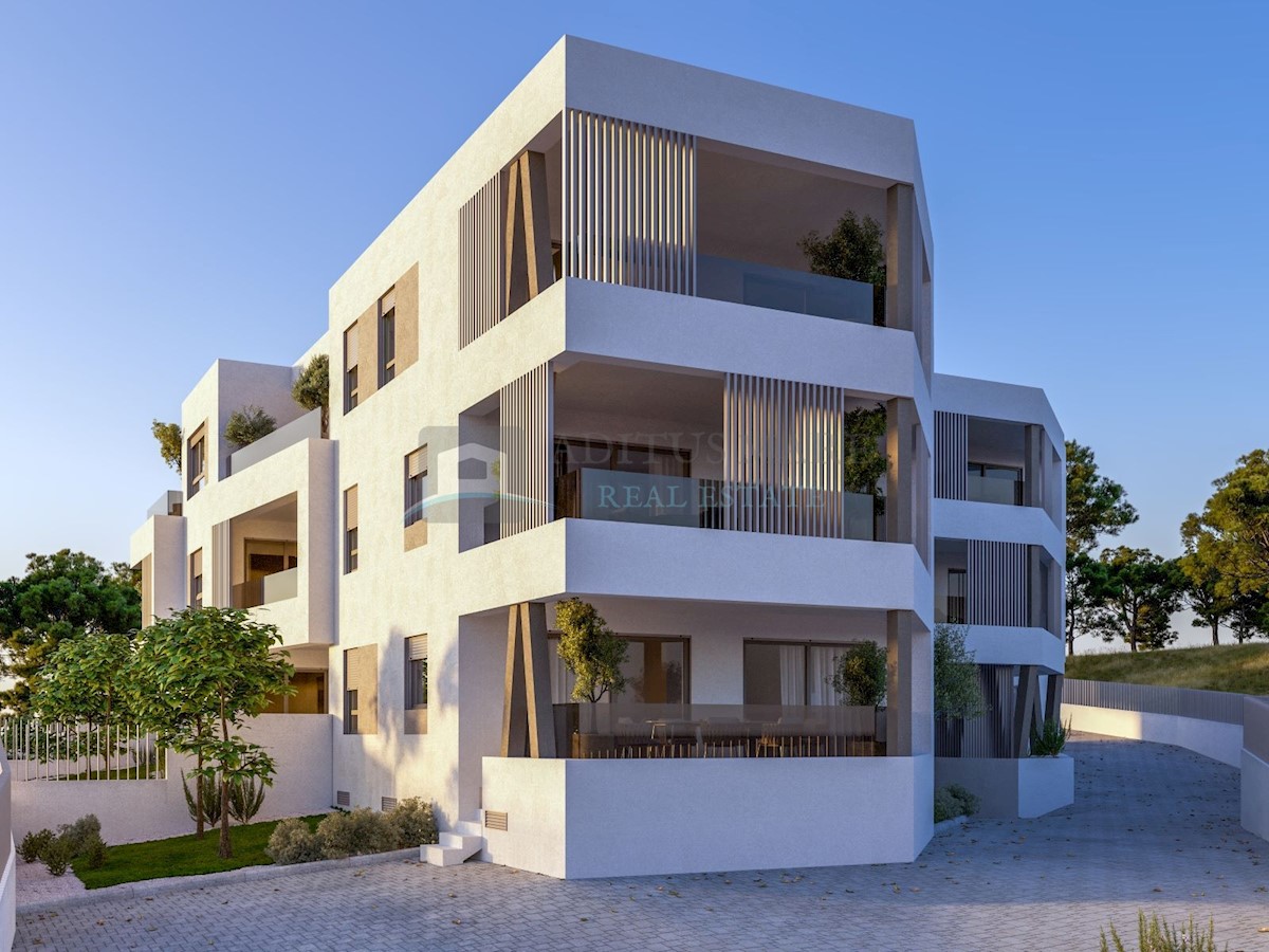 Vodice, NOVOGRADNJA, Stan S4 86,64m2 prizemlje, 430m od mora