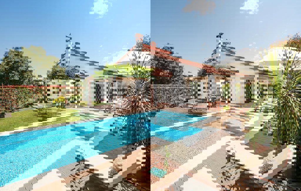 POREČ, House with private garden and swimming pool