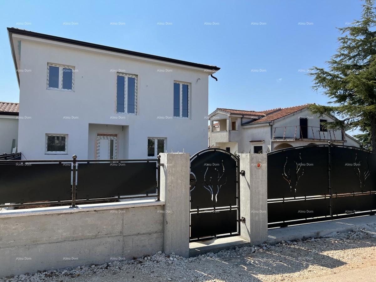 New  house with pool, modernly decorated. 7 km to the center of Porec.
