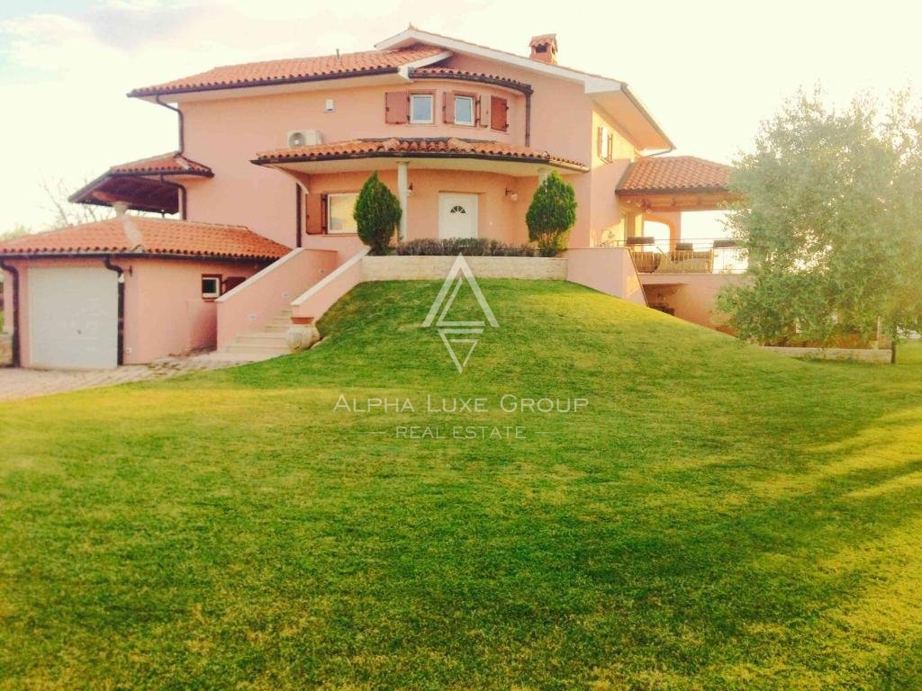 Moderna vila s bazenom i panoramskim pogledom, Istra, Poreč