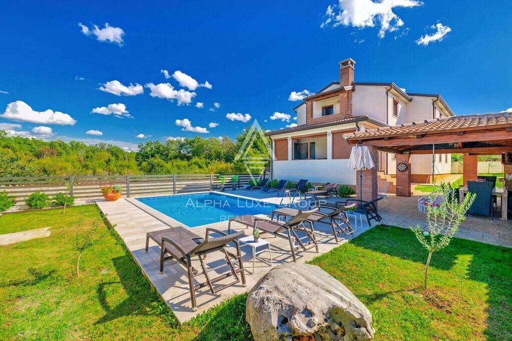 VILA S BAZENOM NA MIRNOJ LOKACIJI, ISTRA, POREČ