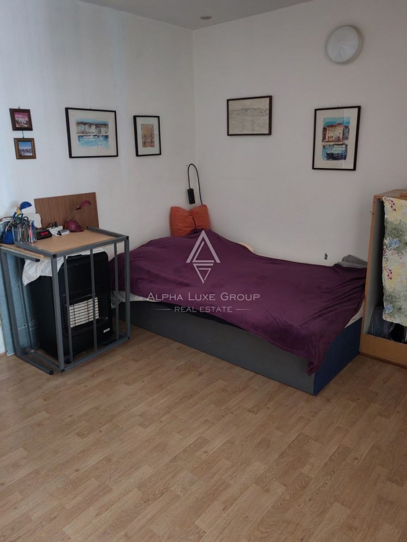 Novigrad, Istra – Namješten stan s vrtom blizu plaže