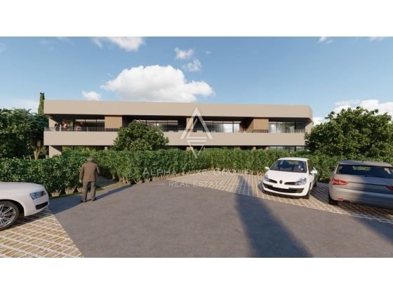 Poreč: Contemporary apartments soon to be completed, Near the sea