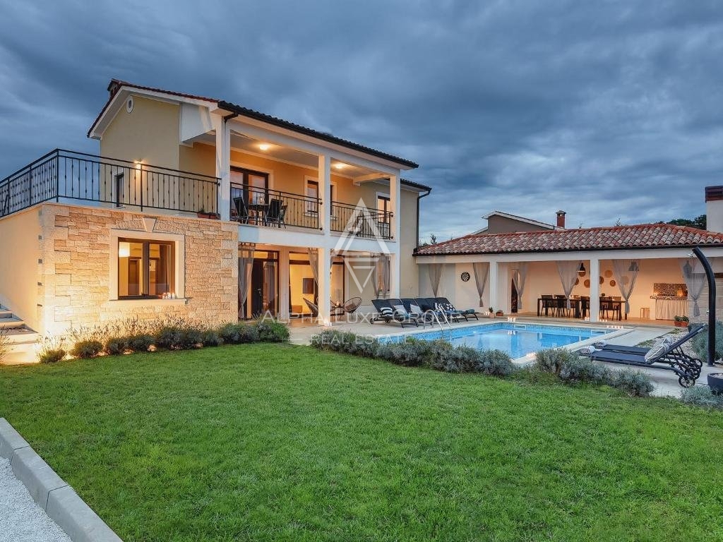 Samostojeća kuća s bazenom i panoramskim pogledom, Istra, Poreč