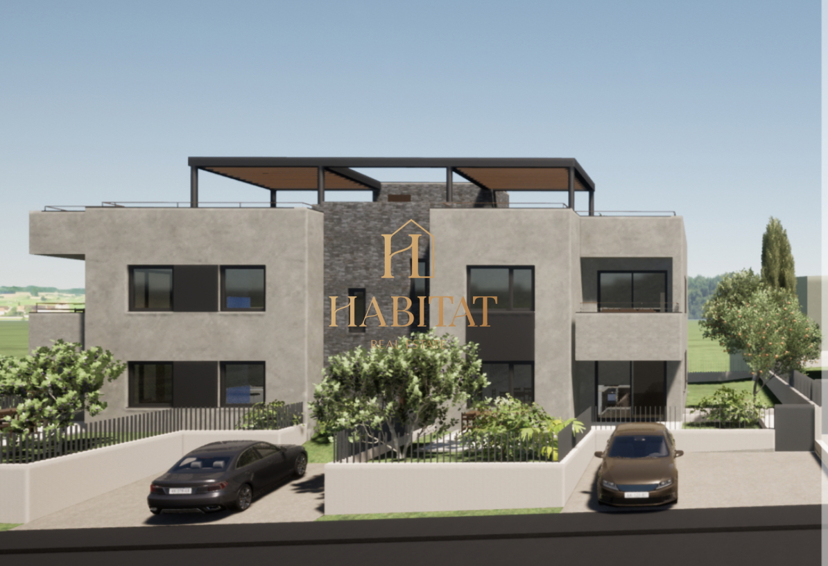 Istria, Porec, luxurious apartment, 3 bedrooms, 3 bathrooms, courtyard, roof terrace, 2 parking spaces, sea view