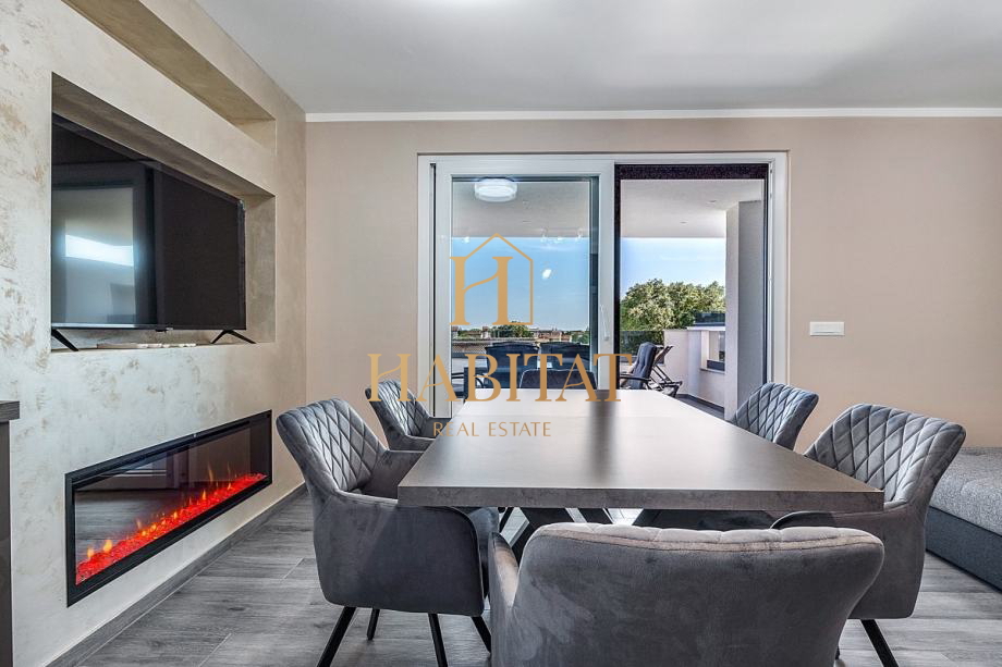 Istria, Poreč, Nova Vas, new building, luxurious apartment 100m2, 2 bedrooms, Jacuzzi, sauna, terrace