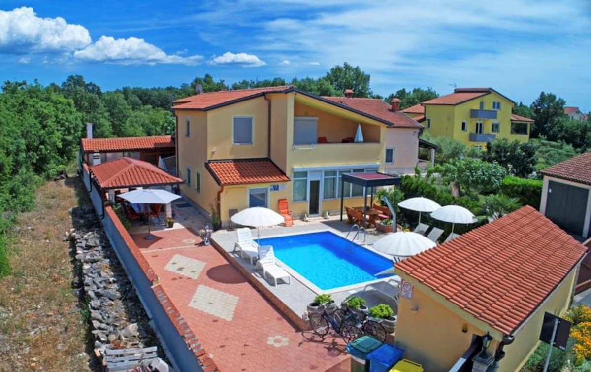 V bližini Poreč hiša s 5 apartmaji priložnost