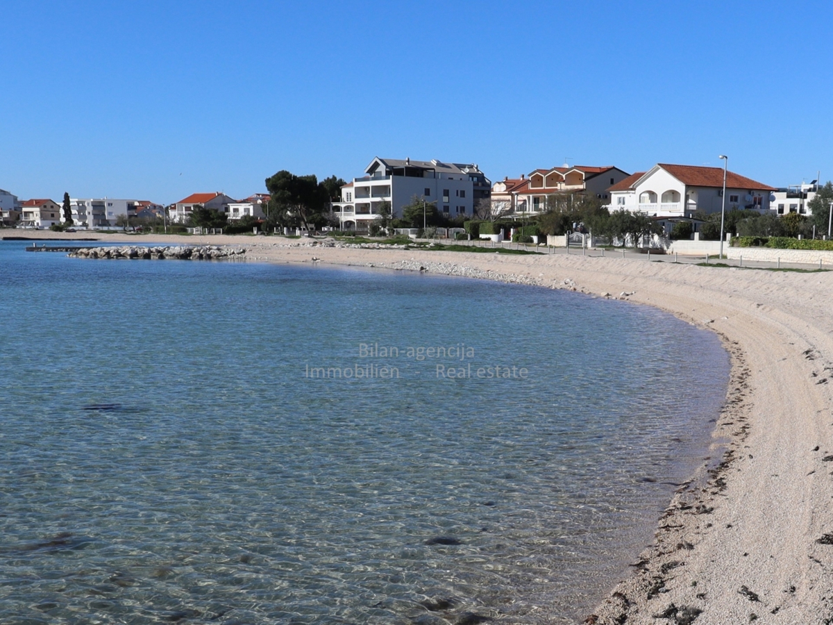 Apartman, prvi red do mora, Vodice-Srima, 155000 €