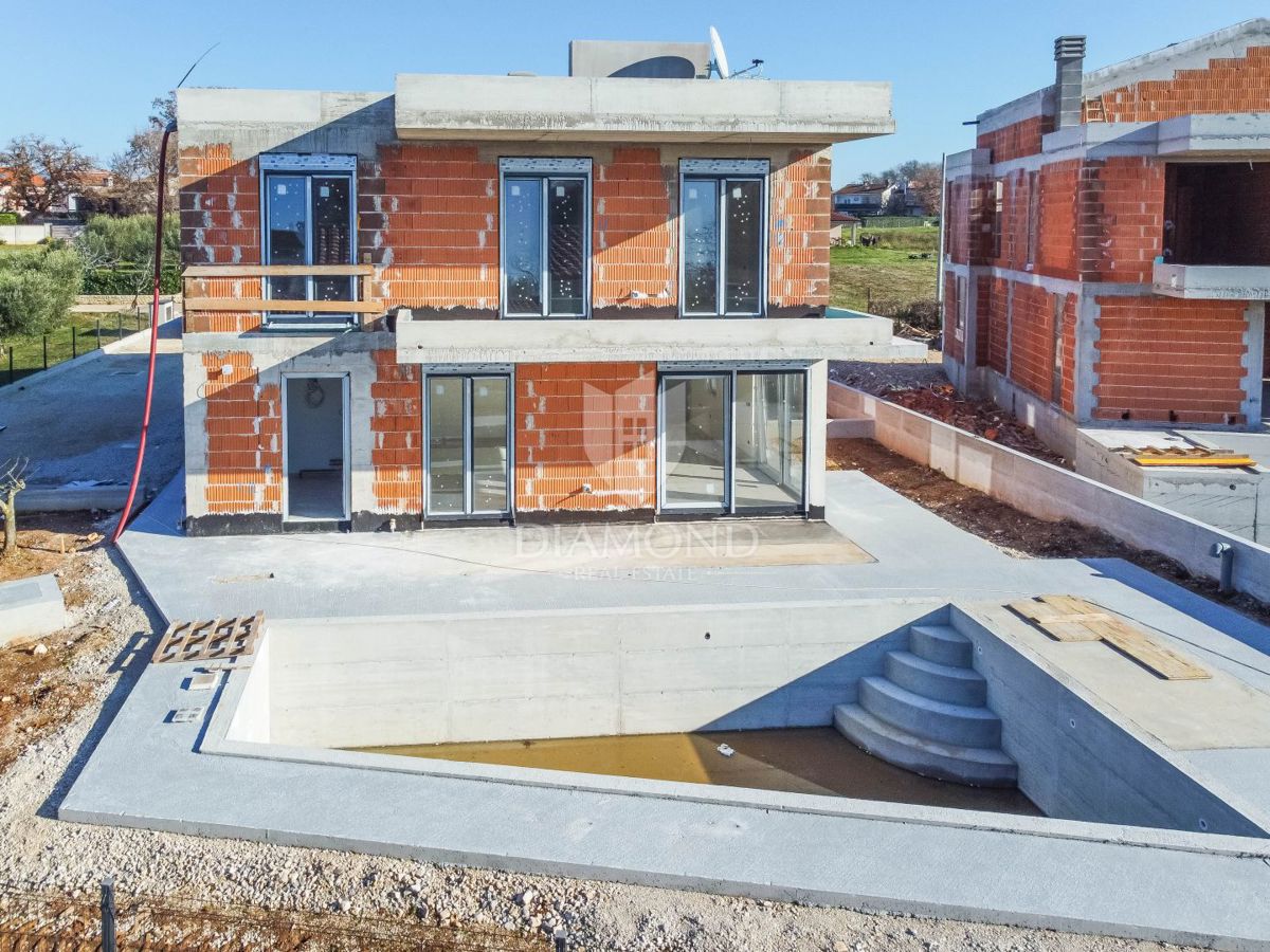 Poreč, okolica, dvojna kuća sa stilom!