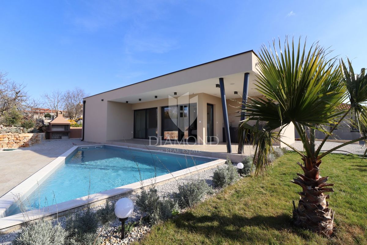 Poreč, okolica, potpuno opremljena prizemnica u mirnom mjestu