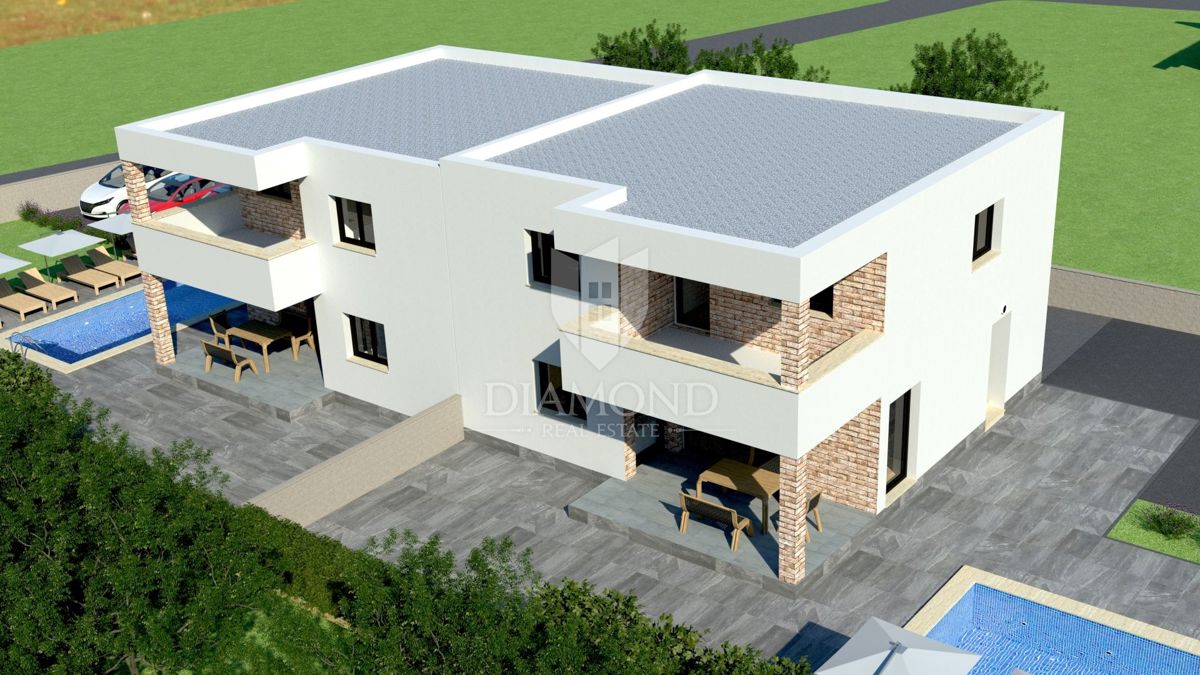 Okolica Poreča, dvojček na robu naselja!