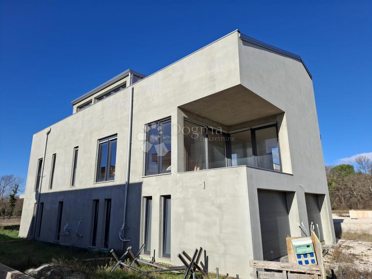 Flat Poreč, 93m2