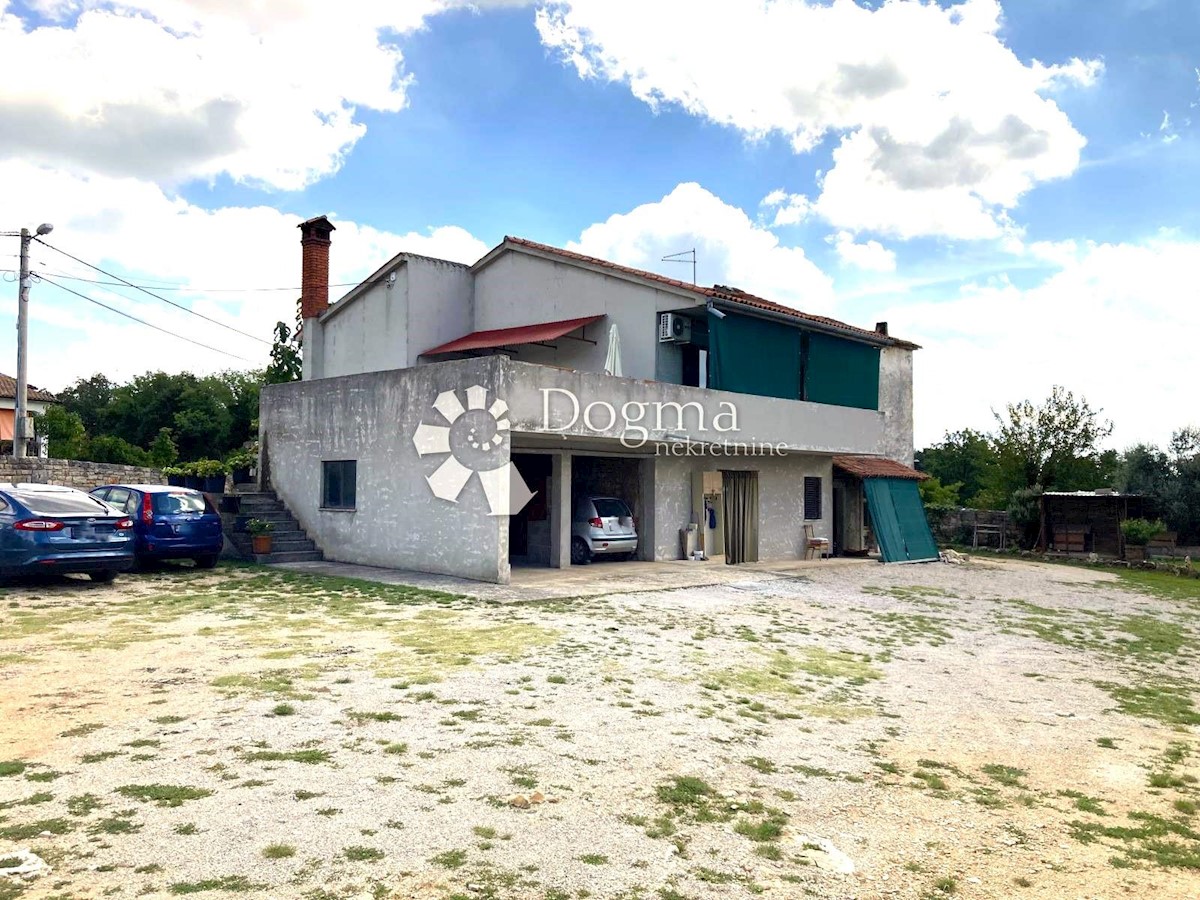 KUĆA SA PUNO MOGUĆNOSTI