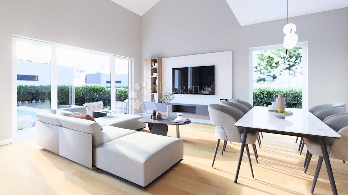 MODERNA PRIZEMNICA SA BAZENOM 