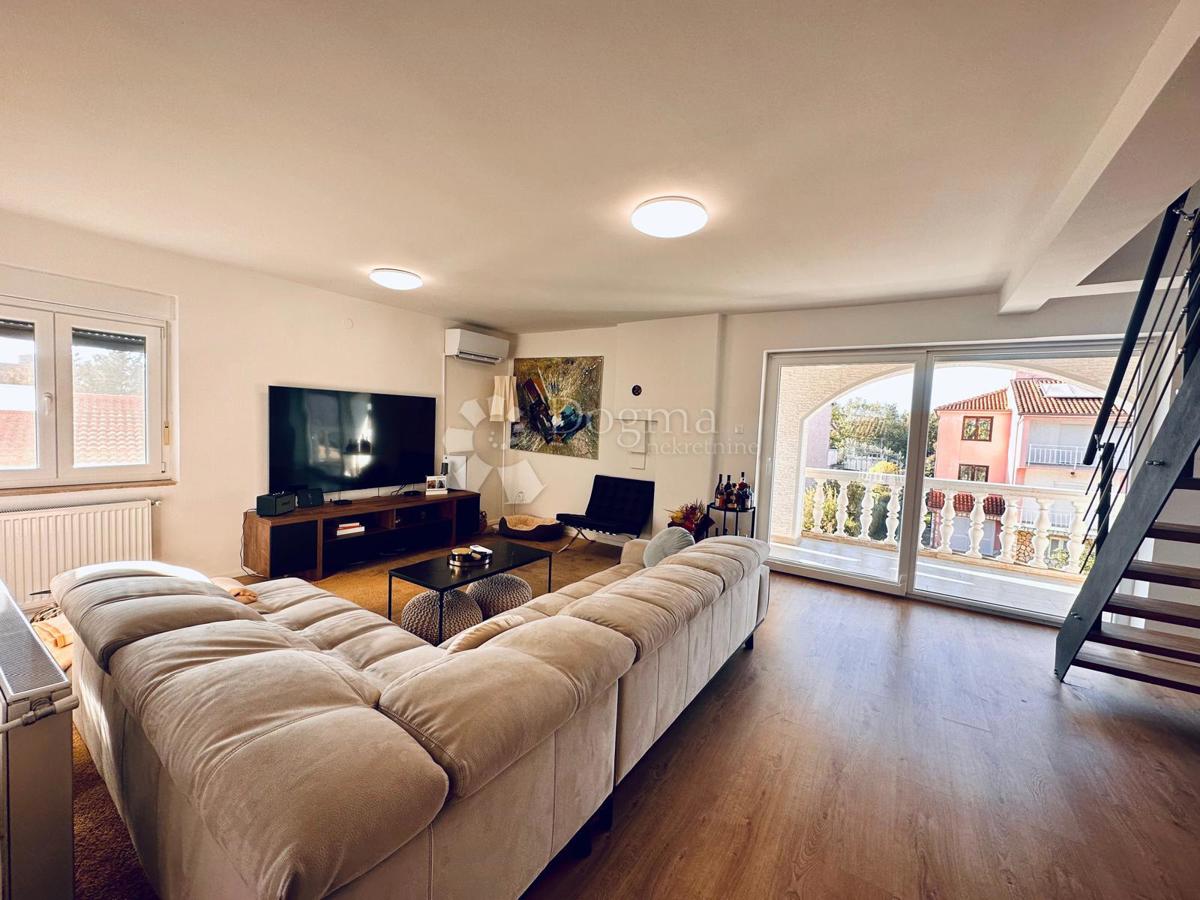 Wohnung Poreč, 125,33m2