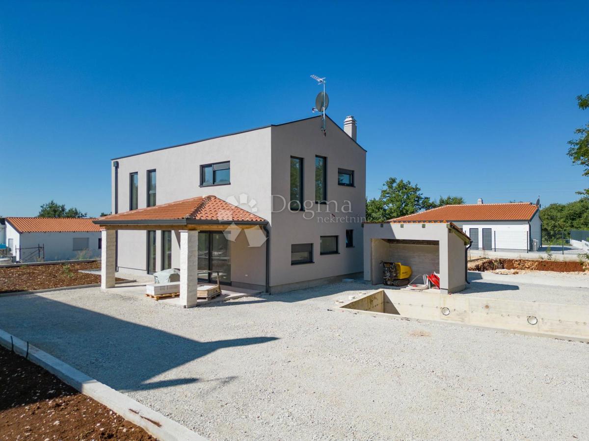 Prekrasna kuća u okolici Poreča