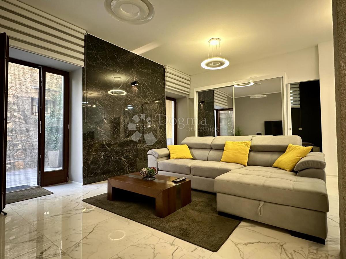 Flat Poreč, 106,83m2