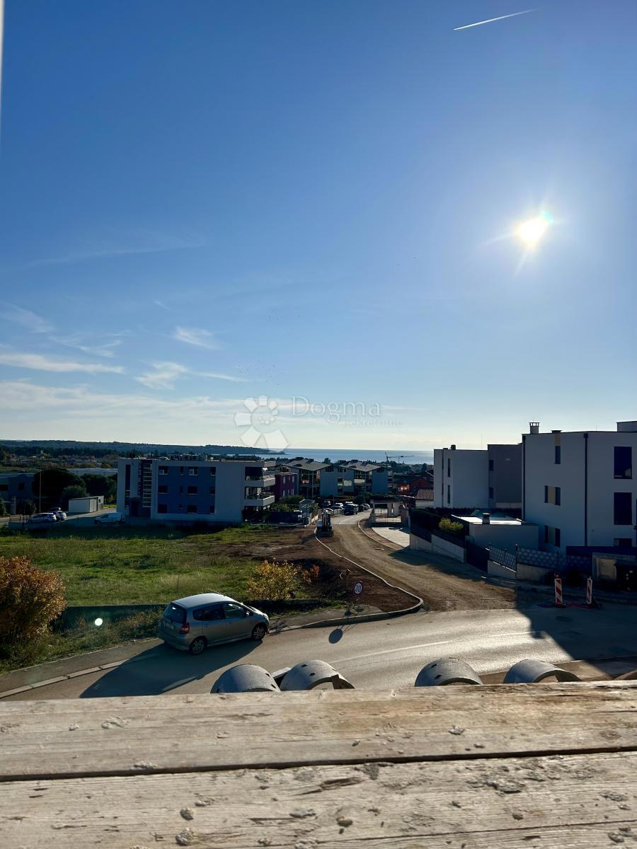 NAJPOŽELJNIJA NOVOGRADNJA U GRADU - STAN B-1-D, NA 1. KATU S POGLEDOM NA MORE