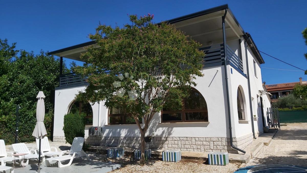 Prostrana kuća u blizini Poreča