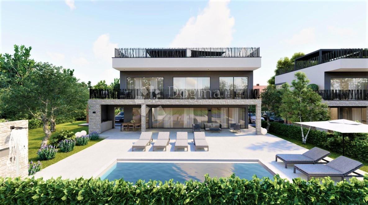 TOP LOKACIJA! VILLA S BAZENOM I POGLEDOM NA MORE