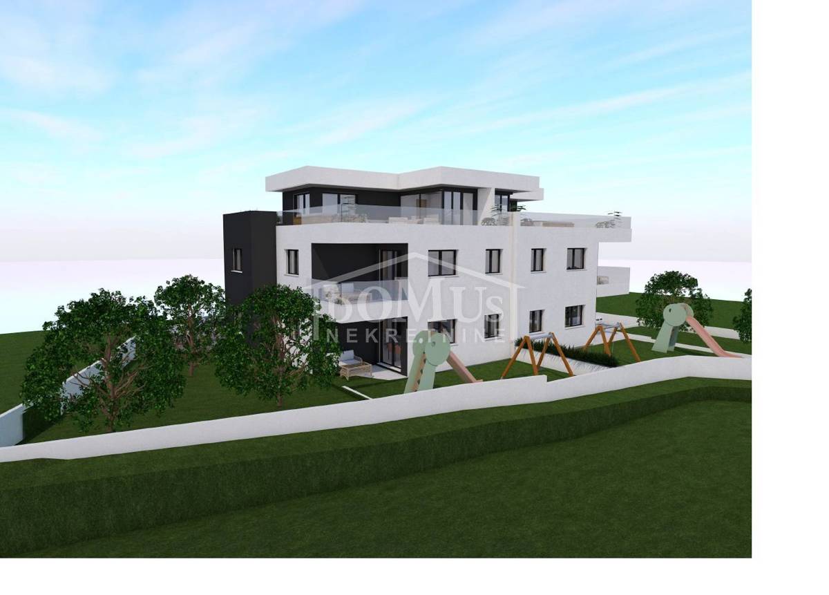 Vodice dvoetažni apartman ukupne korisne povšine 127,81 m2,  1000 m do centra