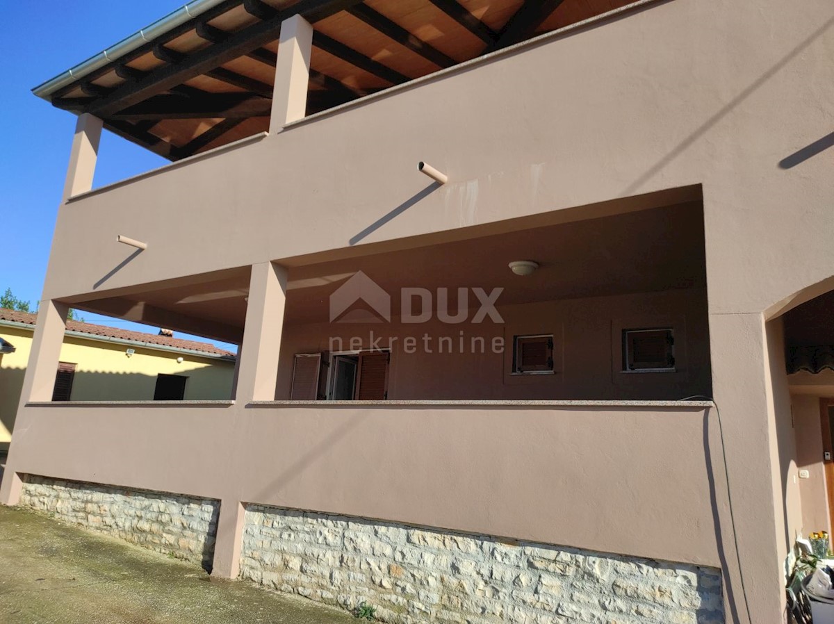 ISTRA, POREČ (okolica) - Obiteljska kuća s pogledom na more