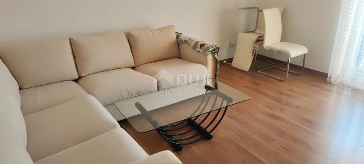 ISTRA, POREČ - Dvosoban stan na 1.katu 1500m od mora