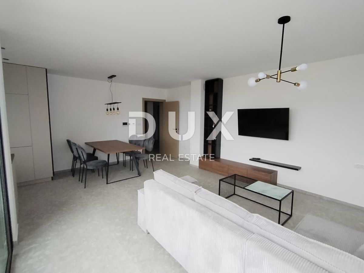 ISTRA,POREČ - Luksuzni stan u prizemlju s grijanim bazenom