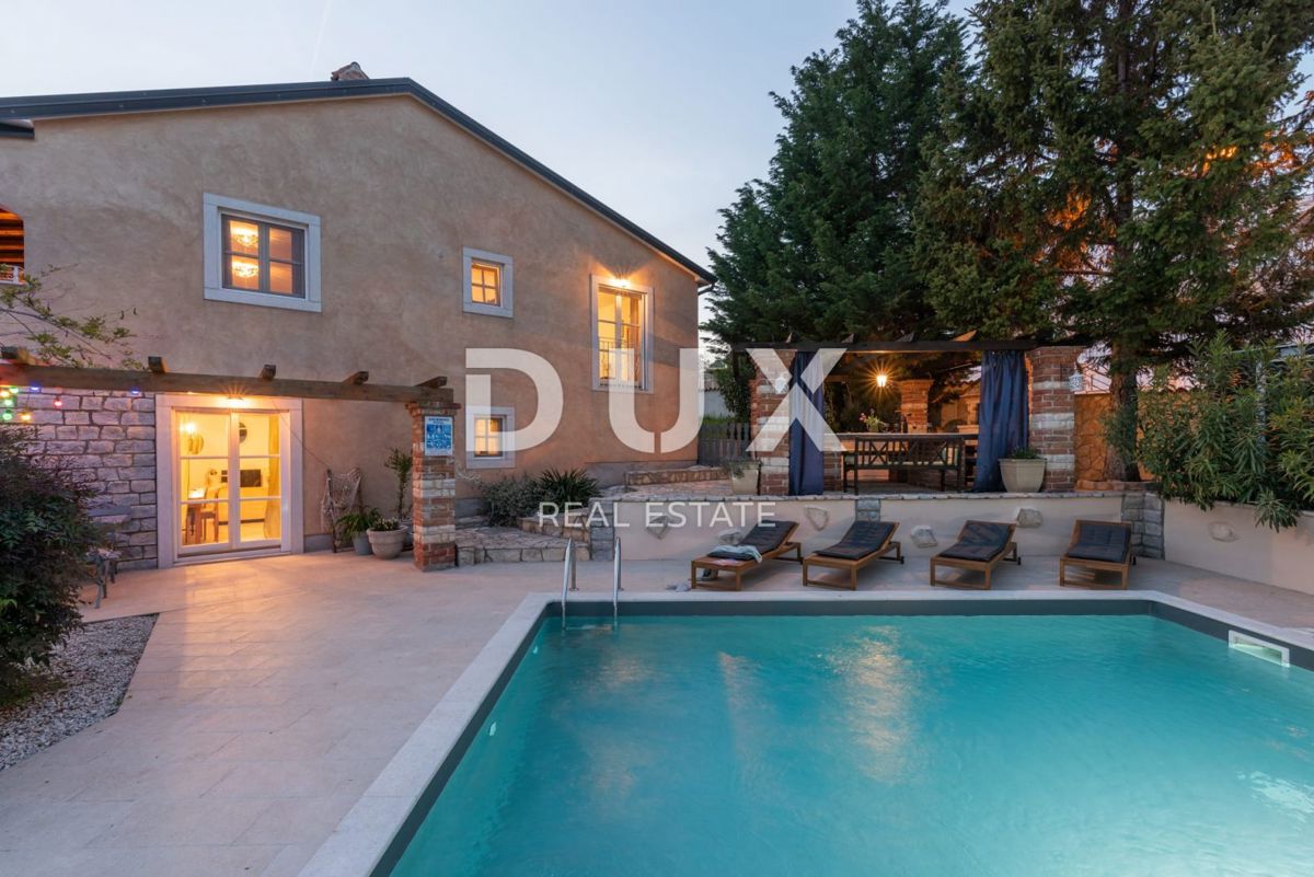 ISTRIEN, POREČ – Traditionelle Steinvilla mit Swimmingpool