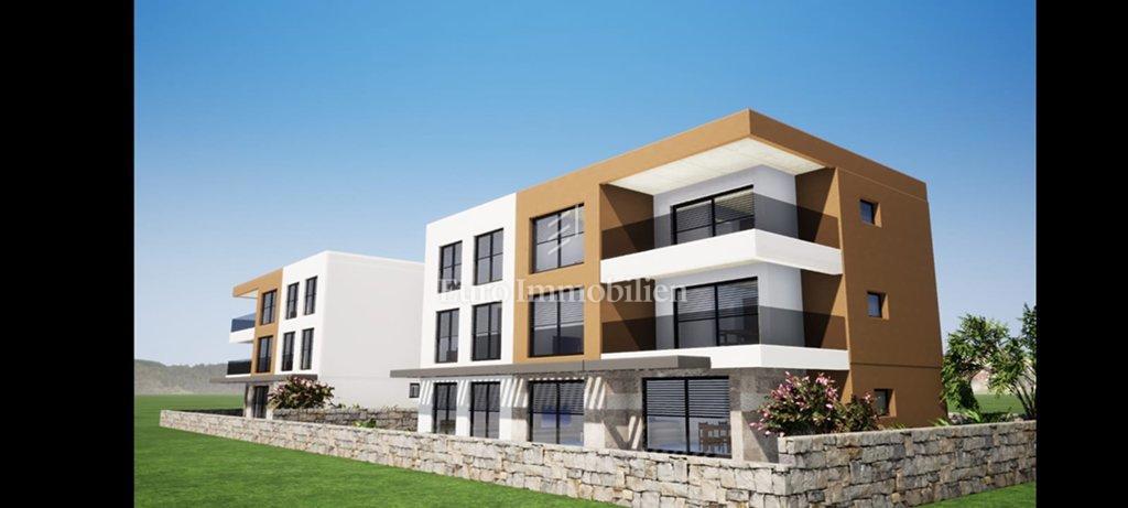 Vodice - novogradnja v bližini Modre plaže