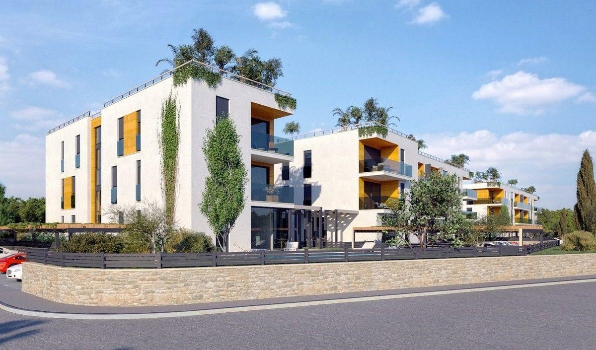 POREČ NOVOGRADNJA!!! Penthouse s krovnom terasom, liftom i garažom