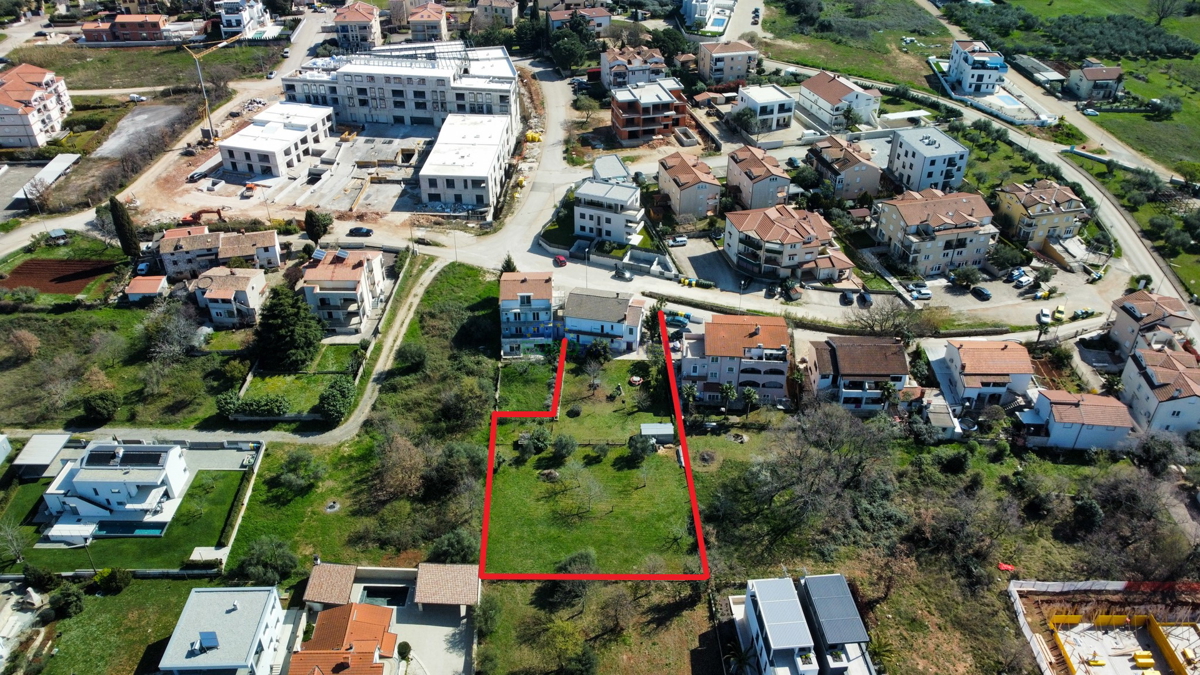 EKSKLUZIVNA PONUDA!!!  Kuća s velikom okućnicom  od 1634m2  , s pogledom na more,