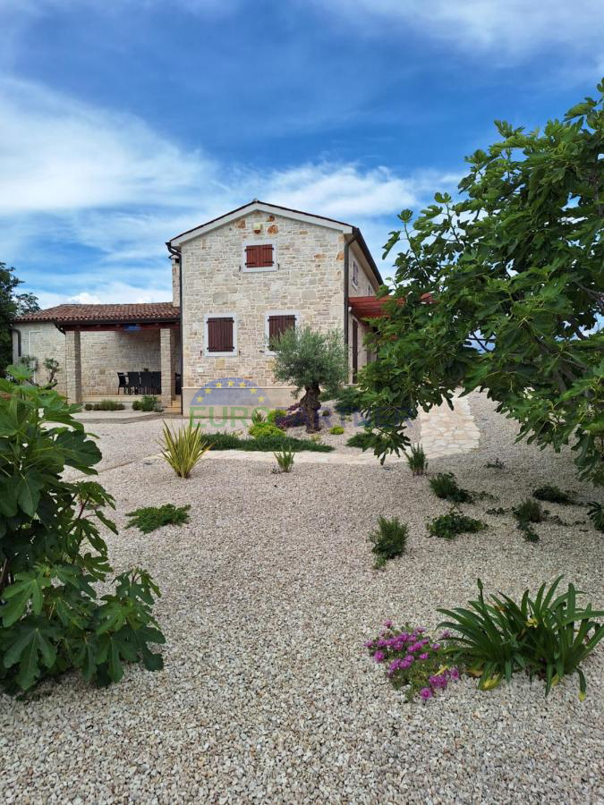 Istria, beautiful stone house near Porec