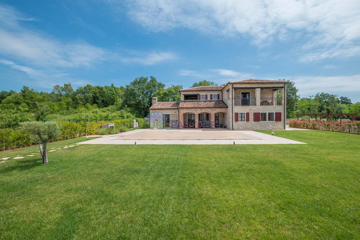 Luksuzna vila u mediteranskom stilu