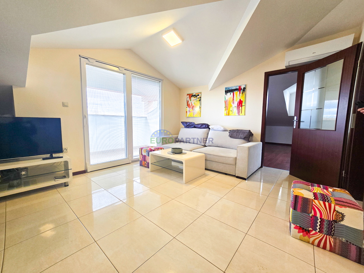 Apartment 84m2 with basement, Poreč