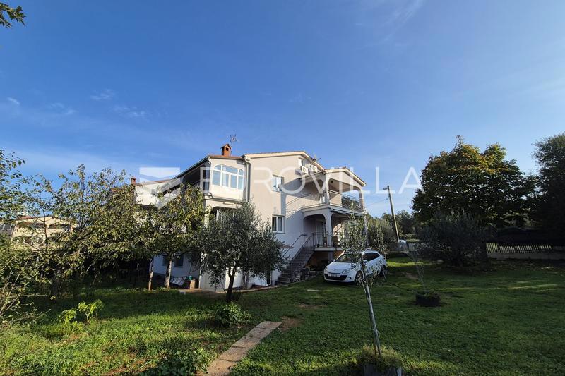 Istria, Radmani, family house with 2 apartments