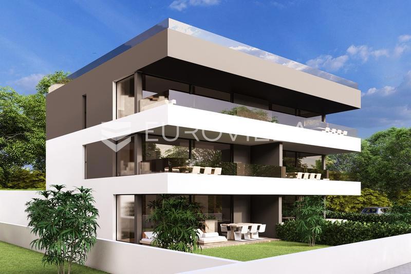 Istria, Poreč - new building, ground floor apartment with garden, excellent location