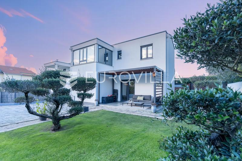 Istria, Poreč - Modernly furnished house with garden