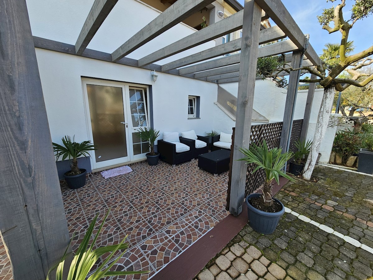 Poreč 5 km, ground floor 70 m2