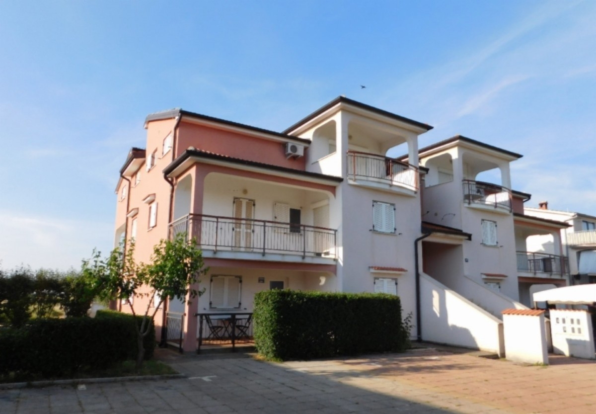 APARTMENT ČERVAR - POREČ €156,000