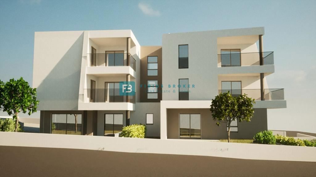 VODICE, new, 400 m to the sea, luxury apartment, ground floor + garden, S3