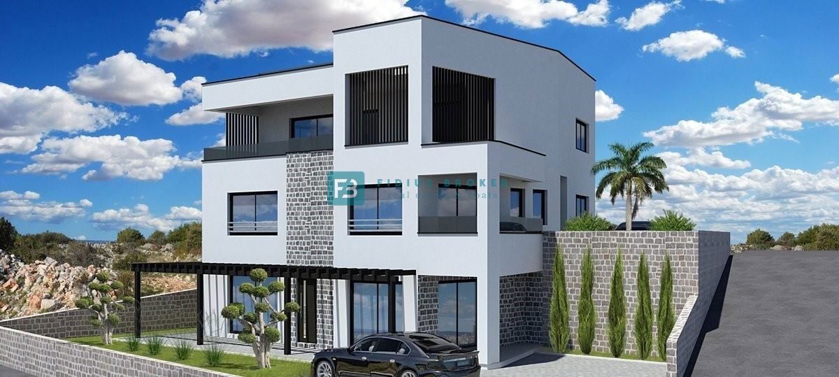VODICE, novogradnja, pogled na more, vrt 245 m2, 600 m do plaže
