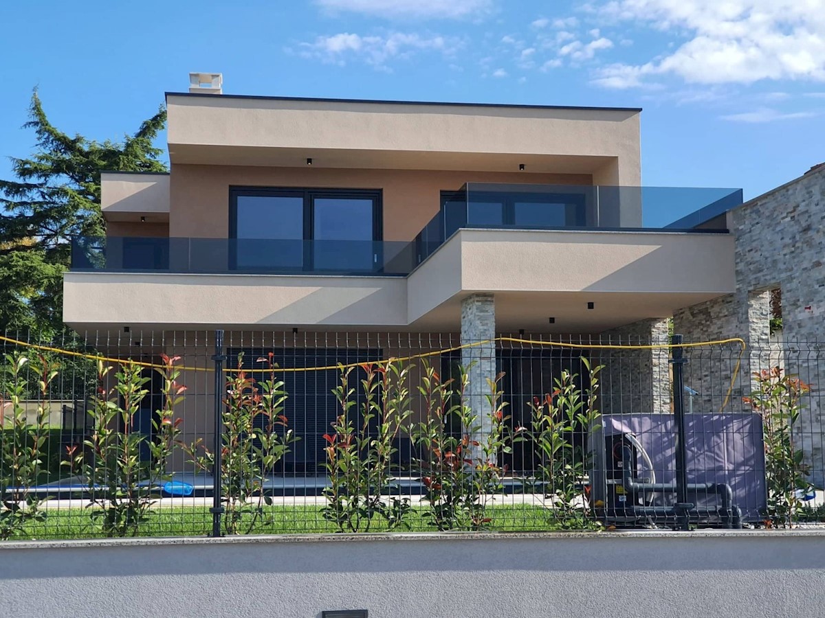 Villa zu verkaufen bei Poreč