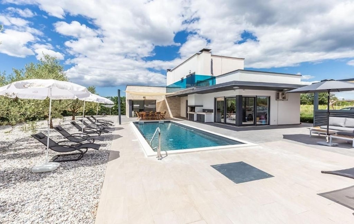 Moderne Villa bei Poreč und Višnjan