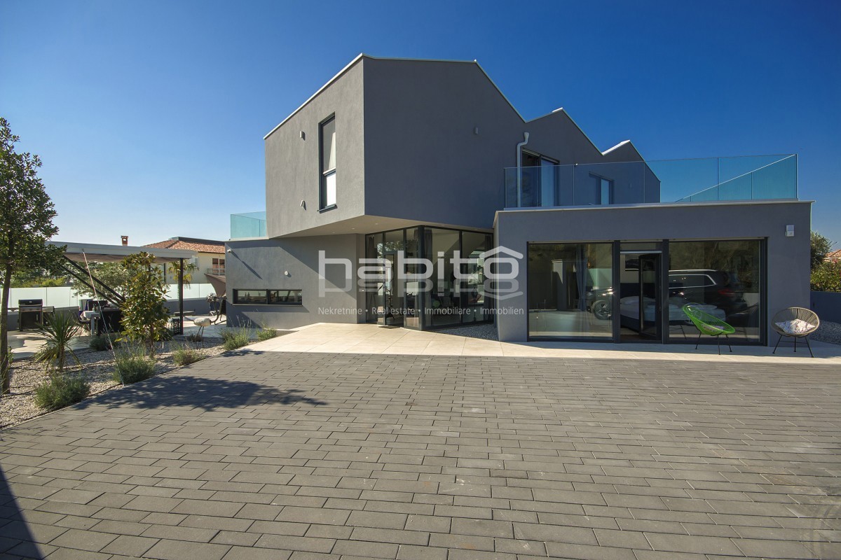 Porec area - Luxury modern villa with 5 bedrooms