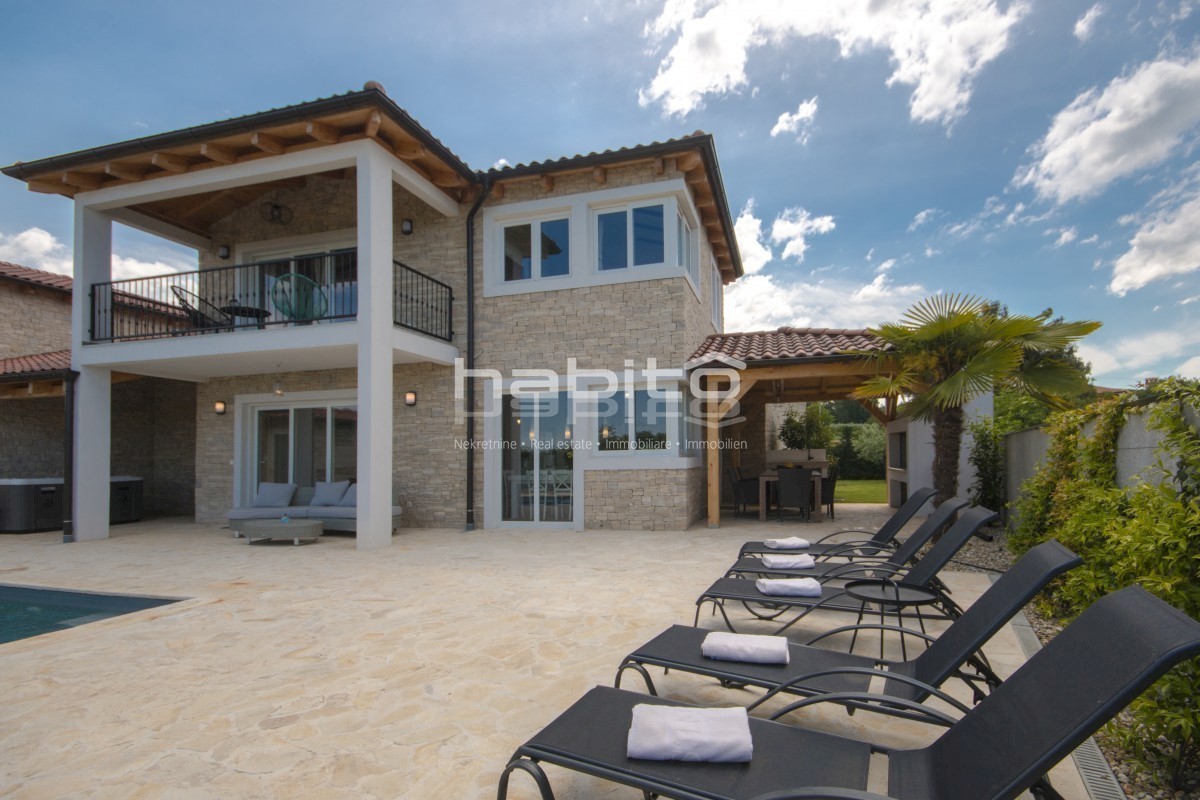 Poreč 5 km - Čudovita sredozemska vila s pogledom na morje