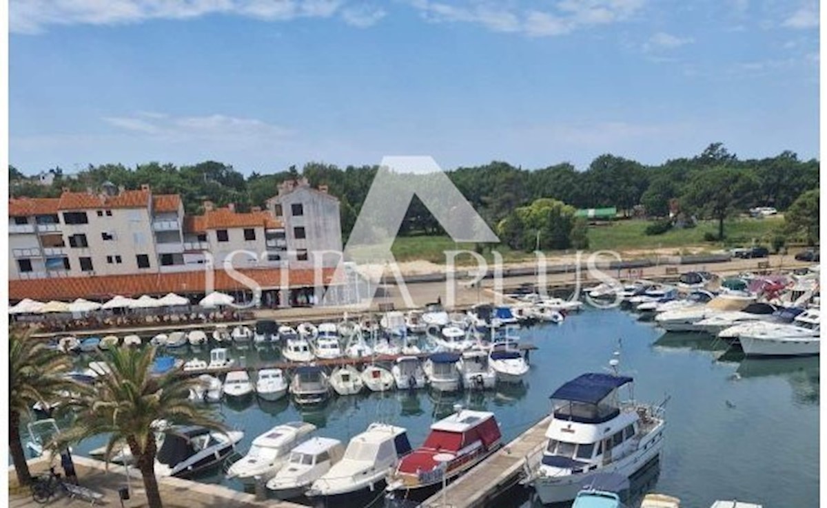 Apartment first row to the sea, open sea view- Červar Porat