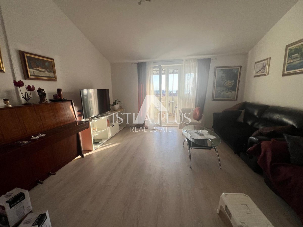 Istria, Poreč - Apartment in the city with panoramic views of Poreč and the sea!