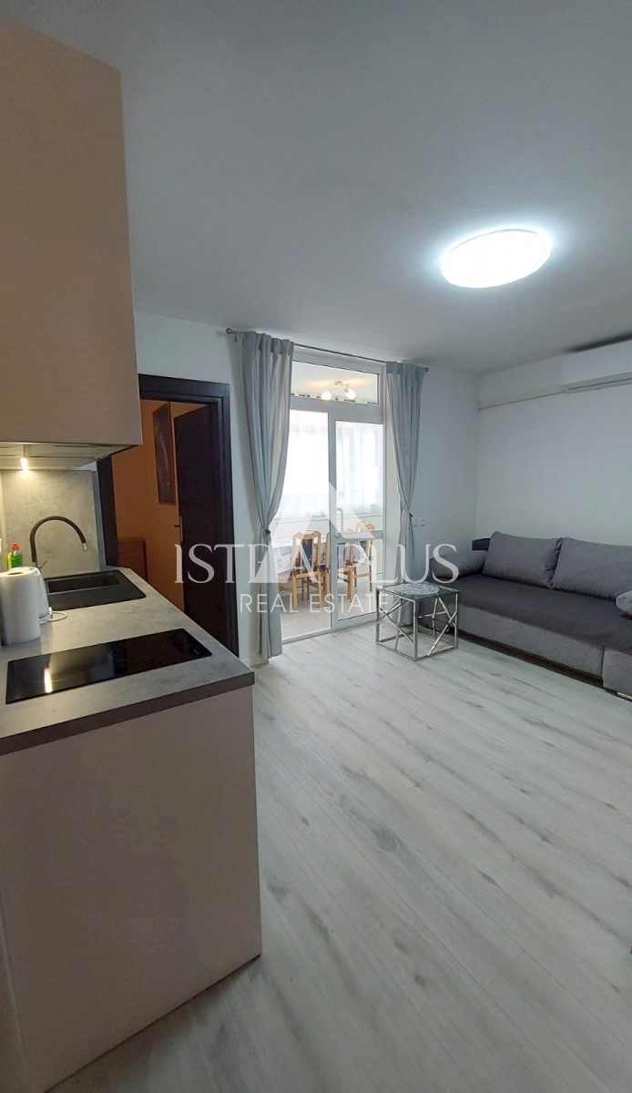 Apartma v 2. nadstropju, 500 m od morja